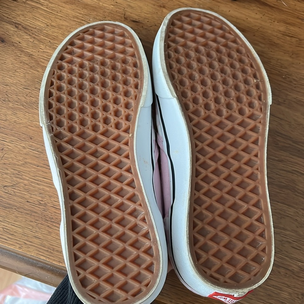 Size 6 - Picture 2 of 3